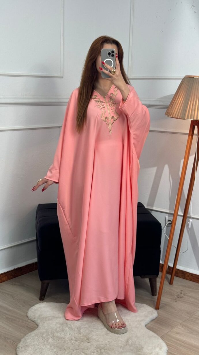 ⁦Robe Lyna⁩ - الصورة ⁦6⁩