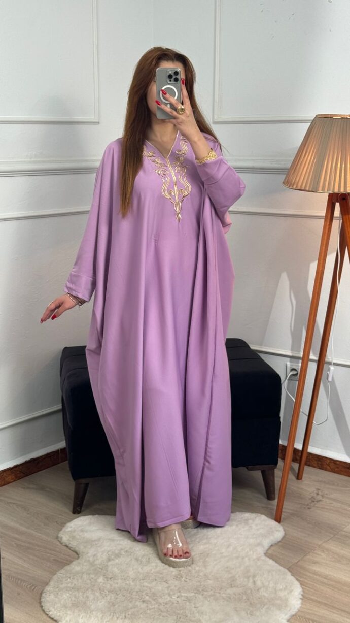 ⁦Robe Lyna⁩ - الصورة ⁦3⁩