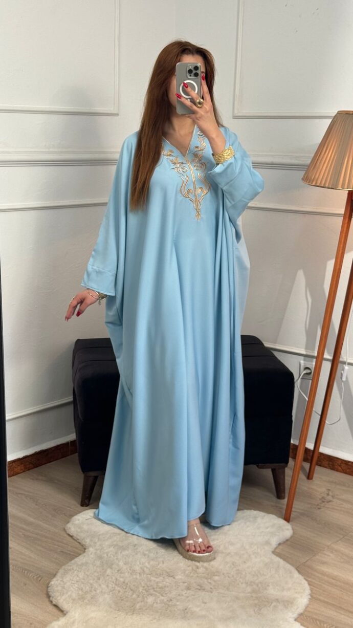 ⁦Robe Lyna⁩ - الصورة ⁦2⁩